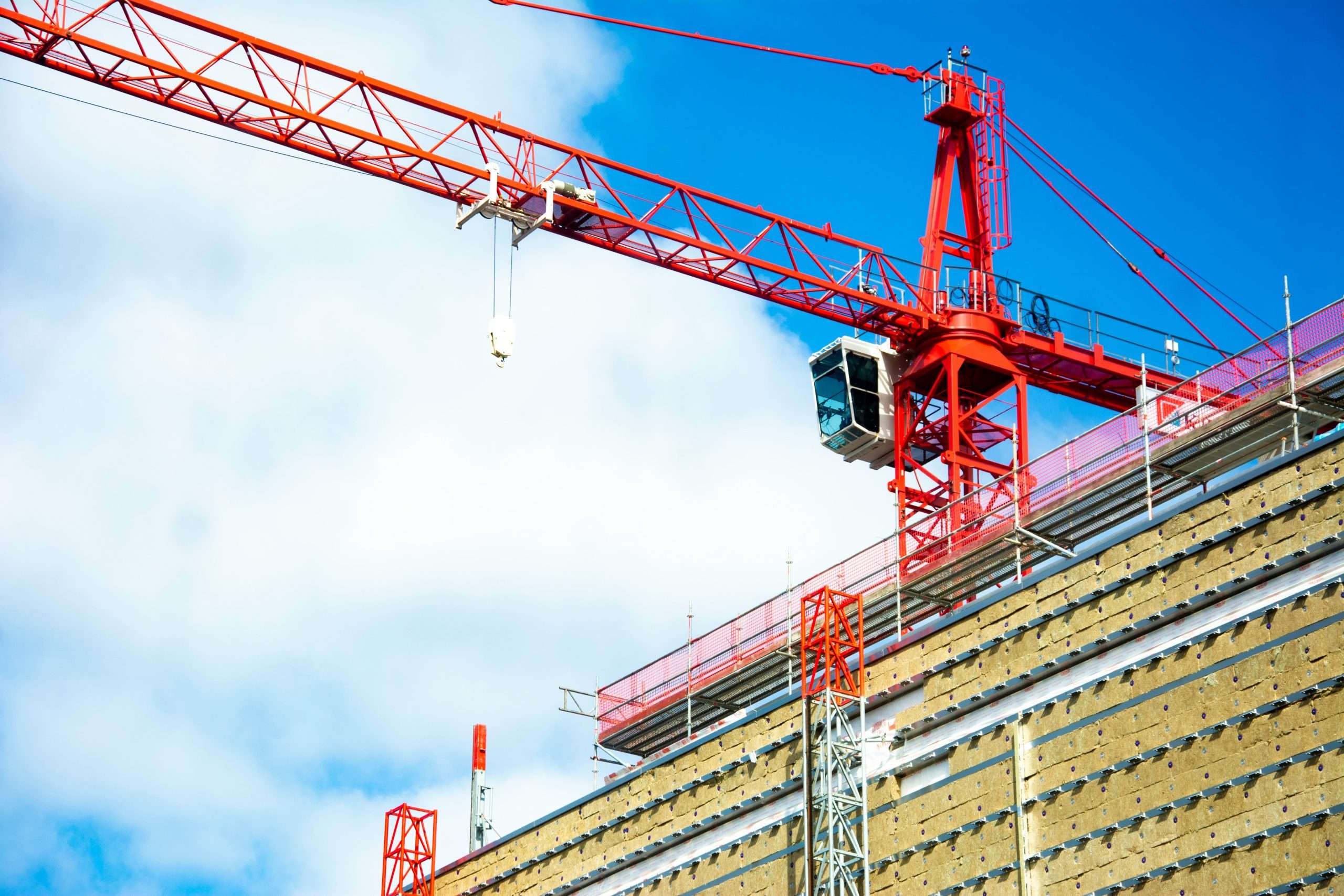 UK Construction Industry Sees 16.5% Rise in New Orders
